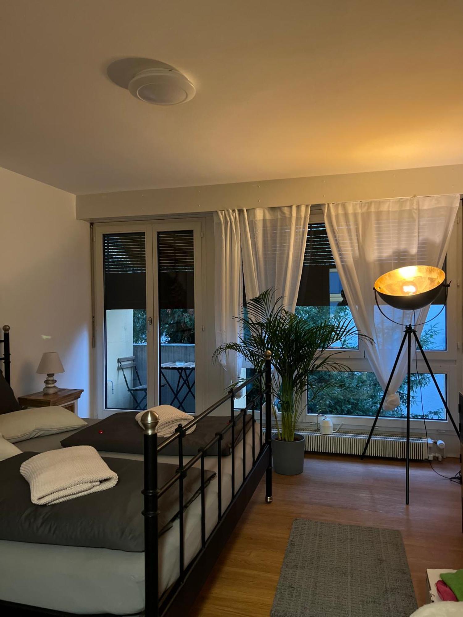 El Destino Apartments Цюрих Екстериор снимка